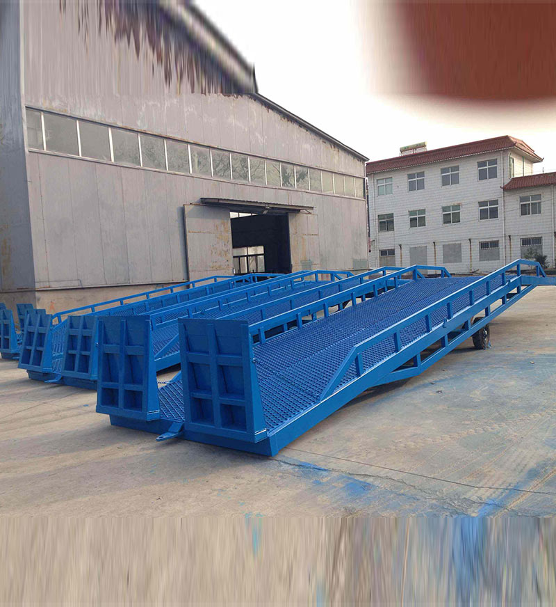 移動式登車橋（qiáo）